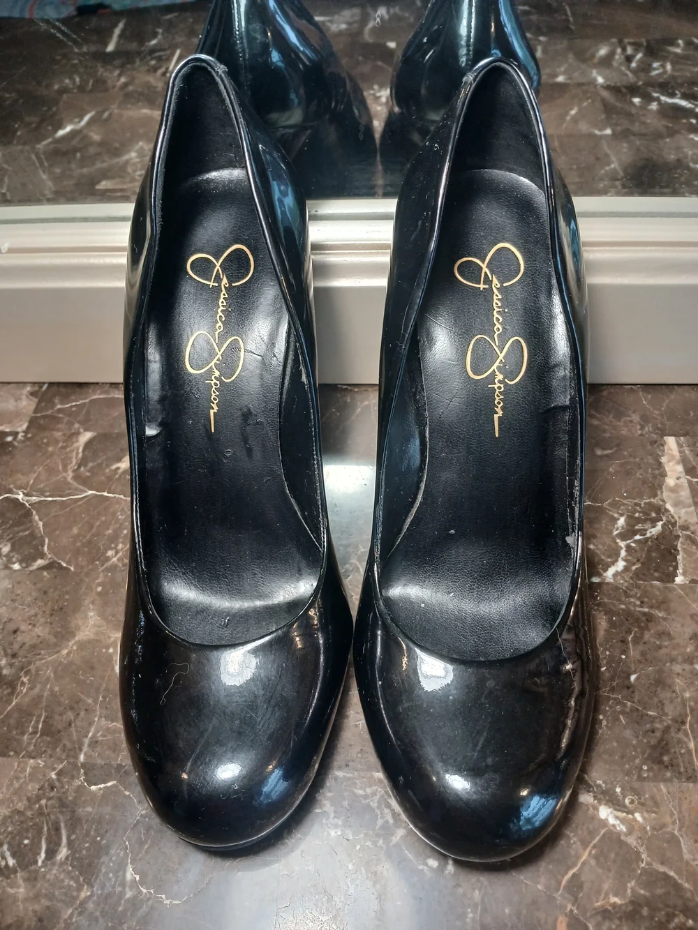 Jessica Simpson Black Patent Round Toe Heels